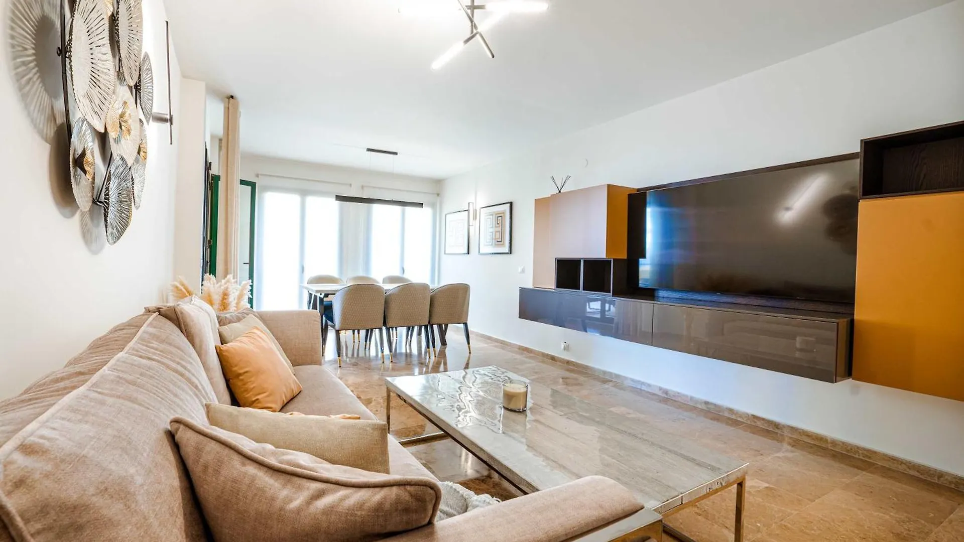 Apartment Modern 3-Bedroom Haven In Los Almendros San Pedro Marbella