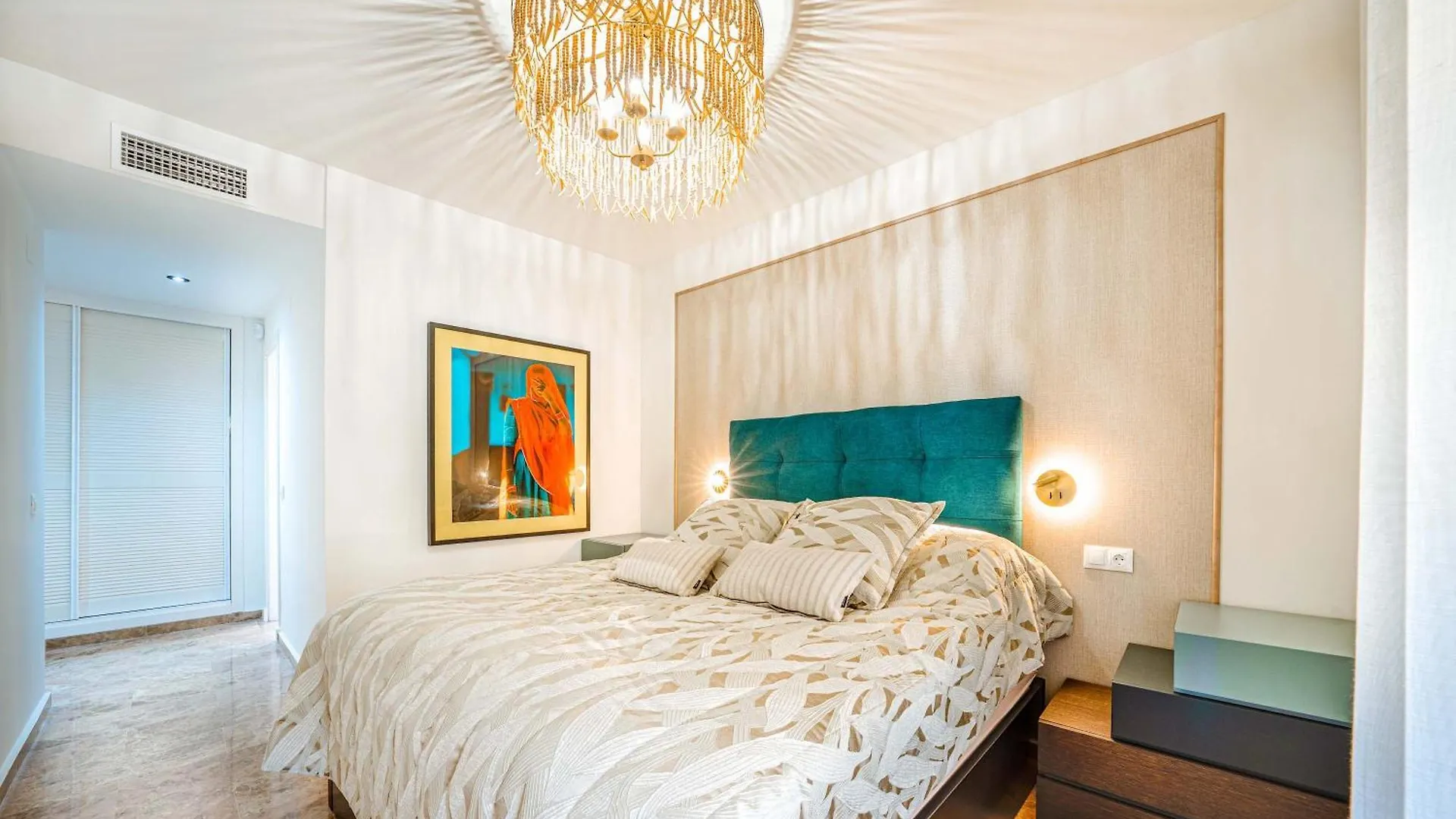 Modern 3-Bedroom Haven In Los Almendros San Pedro Marbella Apartment